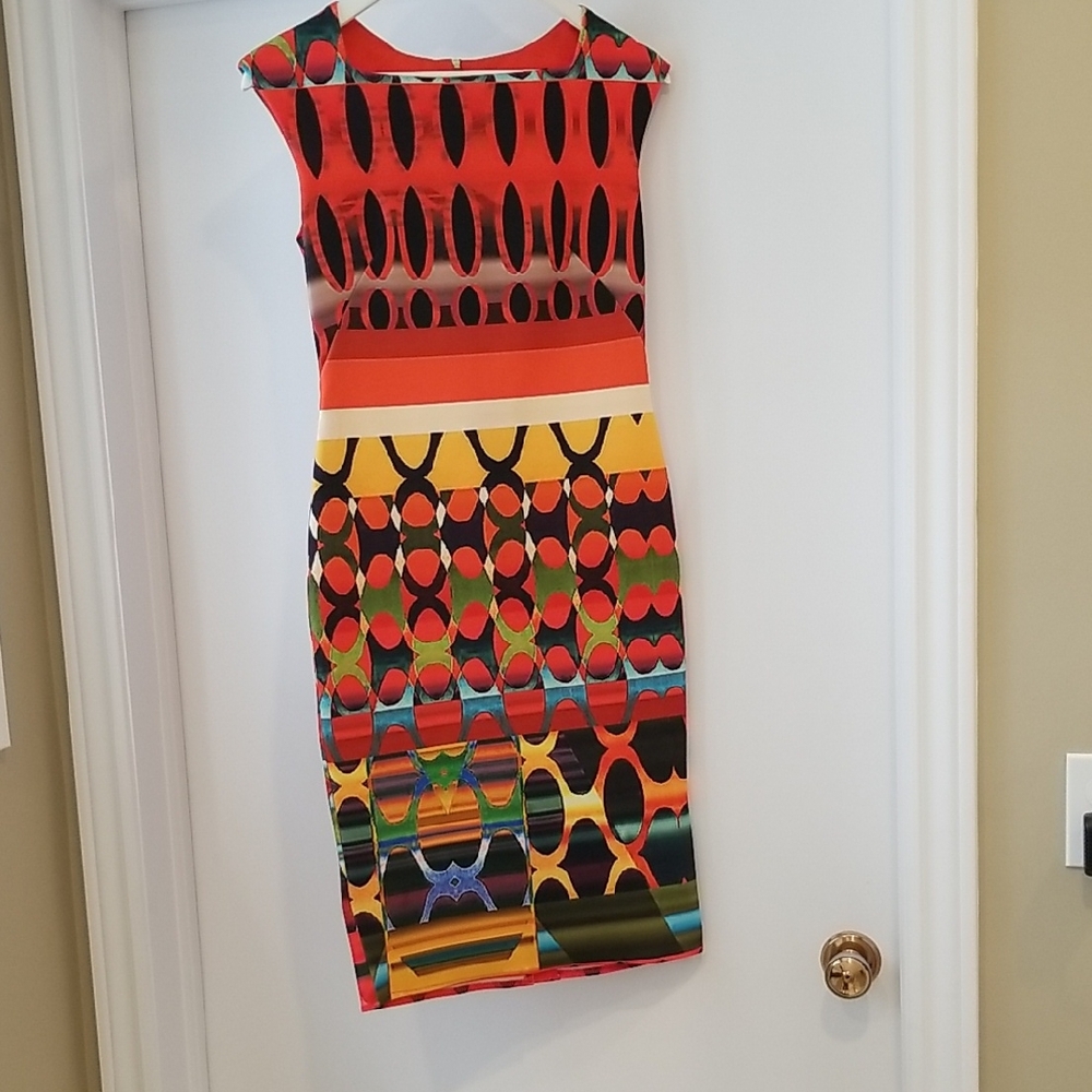Star By Julienmacdonald. Multicolor Patterned Women's Dress. Size 10